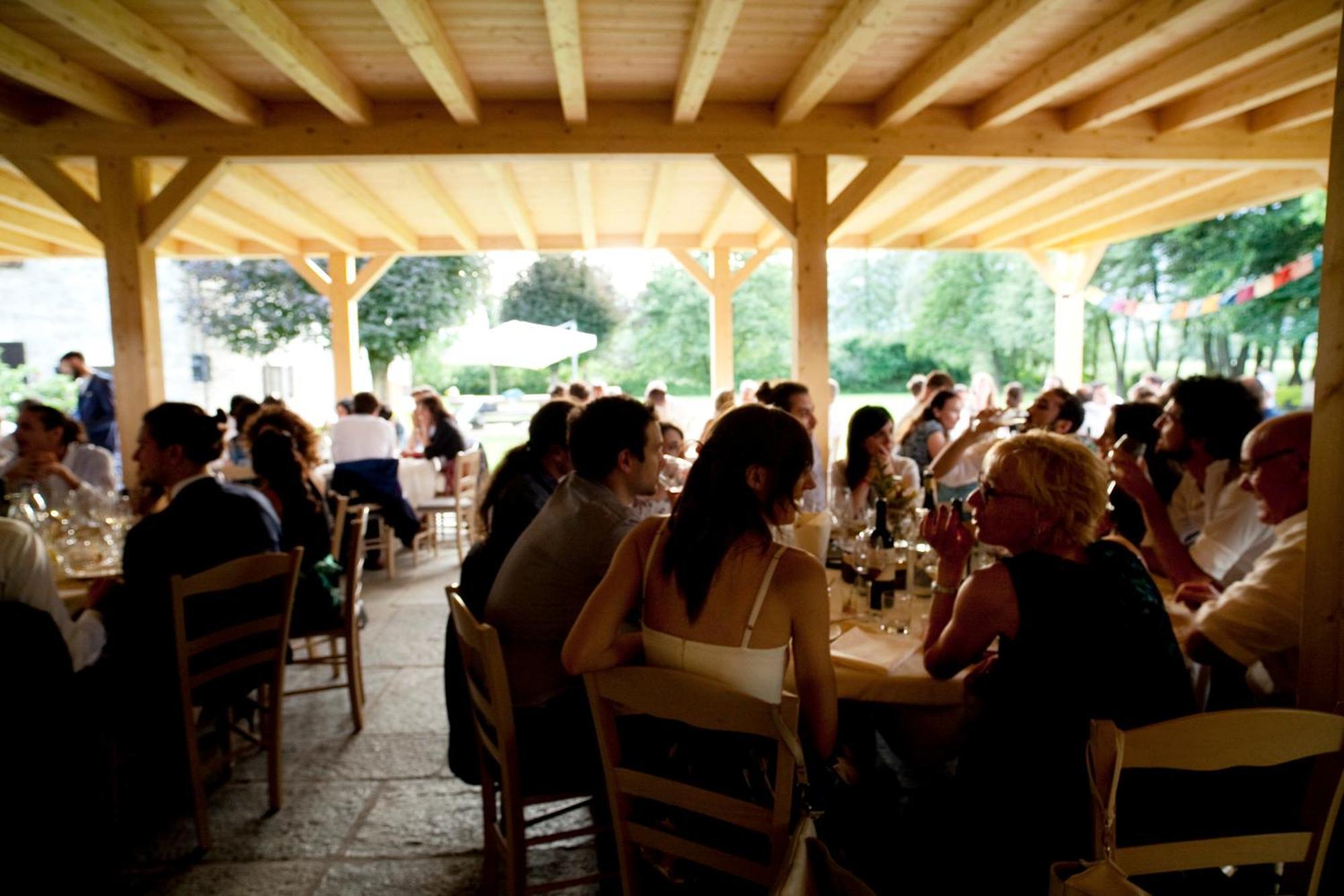 ジェーラ・ラーリオ Cascina Borgofranconeアパートホテル エクステリア 写真