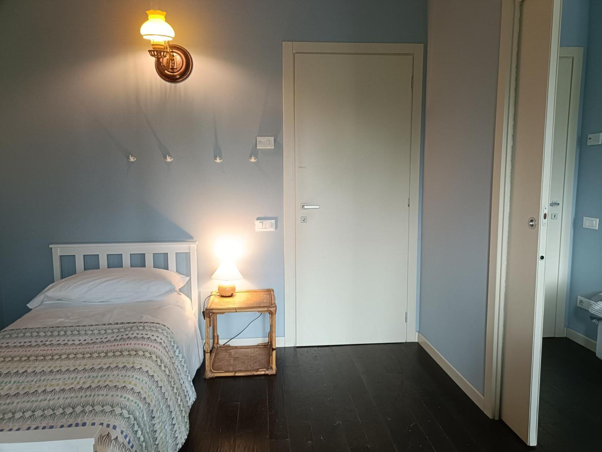 ジェーラ・ラーリオ Cascina Borgofranconeアパートホテル エクステリア 写真